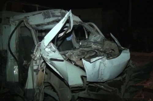 BƏRDƏDƏ YÜK AVTOMOBILLƏRI TOQQUŞUB: ÖLƏN VAR – FOTO