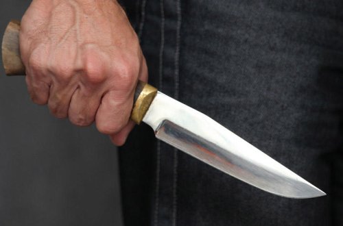 CƏLILABADDA 43 YAŞLI KIŞI BIÇAQLANIB