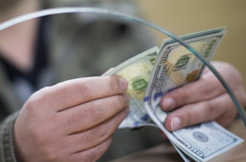 SƏYAHƏTƏ ÇIXANLARIN NƏZƏRINƏ — NAĞD ÖDƏNIŞ LƏĞV EDILIR