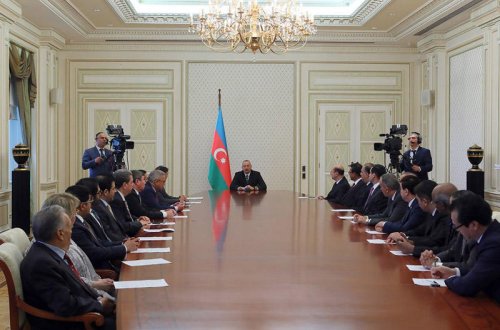 İLHAM ƏLIYEV MÜSƏLMAN ÖLKƏLƏRININ AZƏRBAYCANDAKI DIPLOMATLARINI QƏBUL EDIB