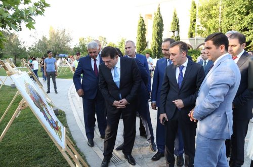 Binəqədi rayonunda “15 iyun Milli Qurtuluş Günü” münasibəti ilə məktəblilər arasında keçirilən “Öz dünyanı boya” adlı  I respublika rəng festivalının final mərhələsi keçirildi.