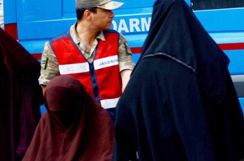 TÜRKIYƏDƏ AZƏRBAYCANLI “CANLI BOMBA”LAR HƏBS EDILDI - 2-SI QADINDIR