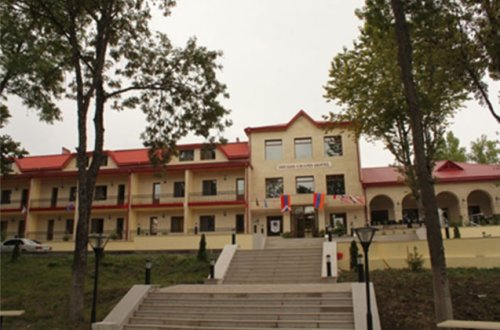 ERMƏNILƏR QARABAĞDA OTELLƏR TIKIR - FOTOLAR