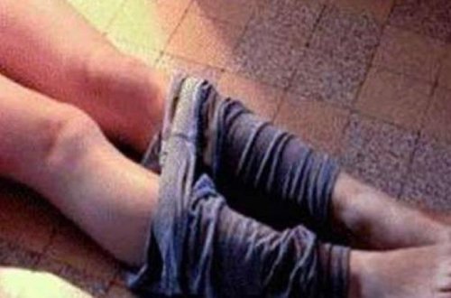 BAĞÇA MÜƏLLIMƏSI AZYAŞLILARI CINSI ISTISMAR EDIR - FOTO