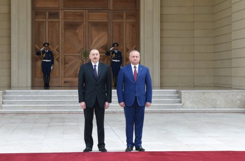 İqor Dodon Azərbaycan Prezidentini Moldovaya rəsmi səfərə dəvət edib