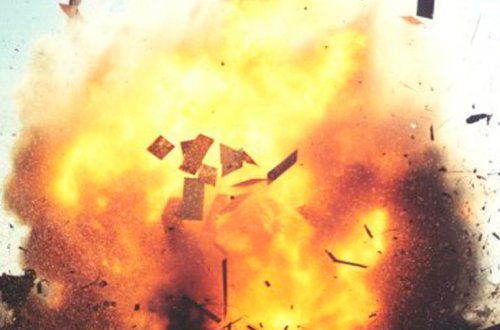 MOSULDA GÜCLÜ PARTLAYIŞ: 12 ÖLÜ, 20 YARALI