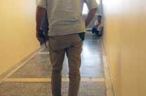 DƏHŞƏT! İNTERNETDƏ TANIŞ OLDUĞU QADINA GÖRƏ BOĞAZINI KƏSDI