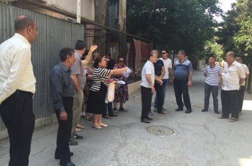 Yasamal sakinləri evlərinin sökülməsinə etiraz edir- ONLAR “SKY RESİDENSE” MMC-NİN ŞƏRTLƏRİ İLƏ RAZI DEYİLLƏR - FOTO