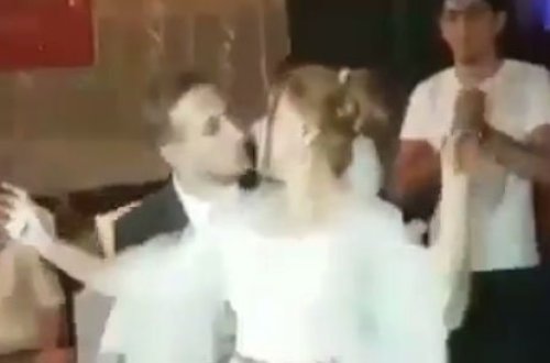 Azərbaycan toyunda BU DA OLDU: Bəylə gəlin açıq-aşkar ÖPÜŞDÜ... (VİDEO)