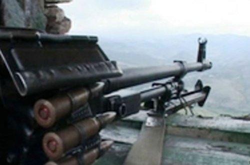 Düşmən kəndlərimizi atəşə tutdu