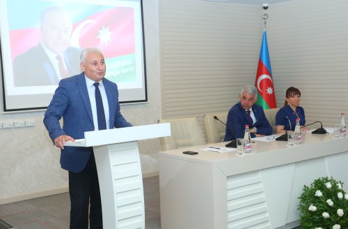 Binəqədi rayonunda Ulu öndər Heydər Əliyevin Azərbaycanda siyasi hakimiyyətə gəlişinin 48-ci ildönümünə həsr edilmiş “14 iyul 1969-cu il: Milli intibahın başlanğıc tarixi” adlı tədbir keçirildi