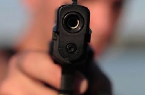 Abşeron rayon İcra Hakimiyyəti işçilərinə atəş açan şəxs tutulub