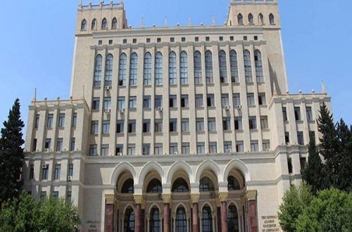 Alimlərin ev davası böyüyür - Rəhbərliyə qarşı yeni ittihamlar (FOTOLAR)