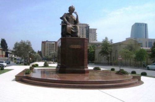 Nazirlikdən Xətainin heykəli ilə bağlı — AÇIQLAMA