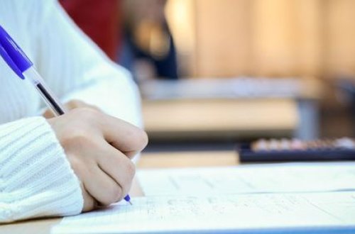 Azərbaycanda I və IV ixtisas qrupları üzrə qəbul imtahanı keçirilib