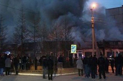 Azərbaycanda məşhur restoran belə yandı – VİDEO