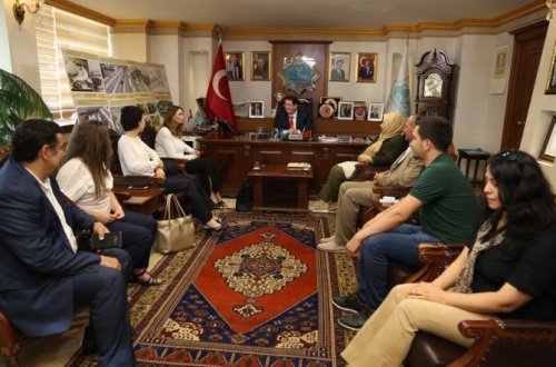 “GƏNCLƏR BIZIM OLANI TANIMALI, ONA SAHIBLƏNMƏYI BACARMALIDIRLAR