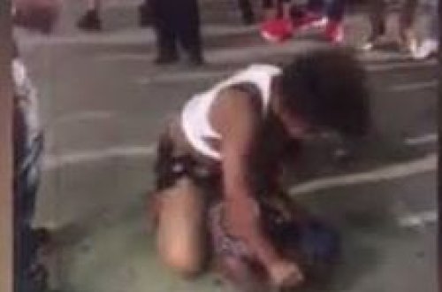 Qızların amansız davası - Polisi də döydülər - Video