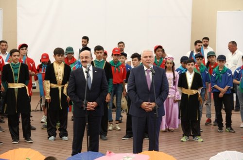 Nəsimili «Gənc İlhamçılar»ın Şəki şəhərində yay düşərgəsində istirahəti başa çatıb