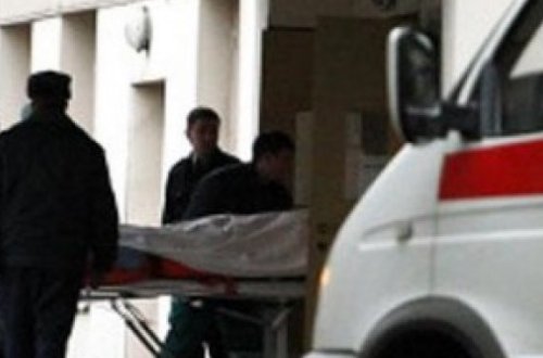 BAKIDA FACIƏ: ÜSTÜNƏ QAYNAR SAMOVAR AŞDI, ÖLDÜ