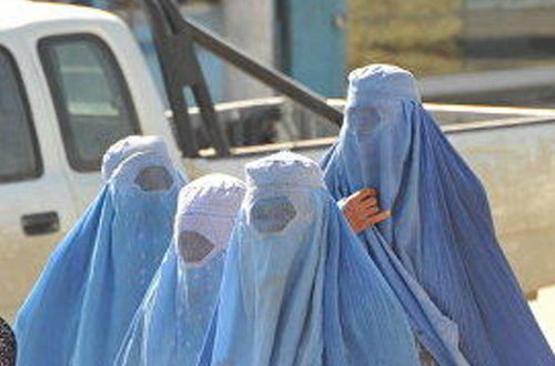 Qazaxıstanda üzü örtən geyimlər qadağan oluna bilər