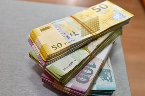 Təhsil haqları aşağı salındı