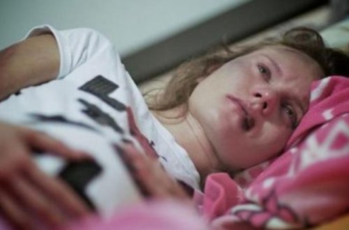 Ər arvadını yatdığı yerdə zorladı - DƏHŞƏT