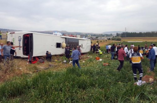 Türkiyədə dəhşətli qəza - 5 ölü, 40 yaralı / Yenilənir