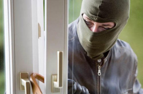 İNANILMAZ OLAY: hər şeyi oğurladı, yataq otağına girəndə isə...