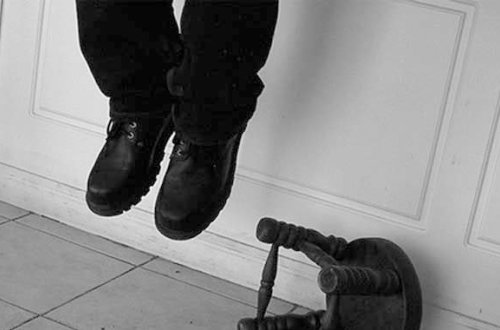 Bakıda 36 yaşlı kişi intihar etdi