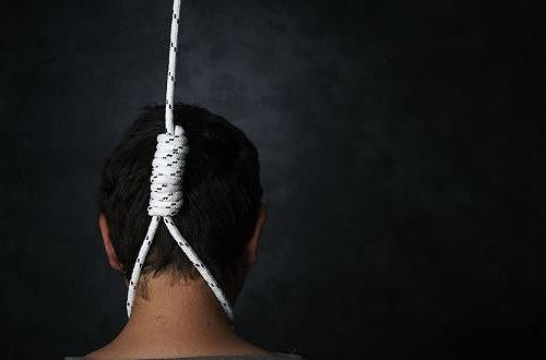 Bakıda 32 yaşlı kişi intihar etdi