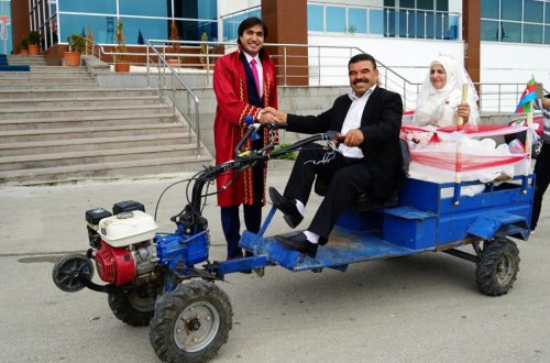 Azərbaycanlı qız Türkiyədə 