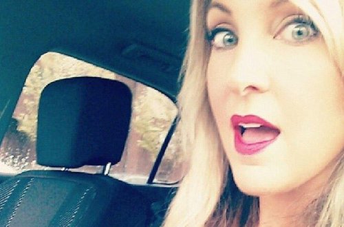 38 yaşlı qadın iki yeniyetmə oğlana təcavüz etdi - FOTO