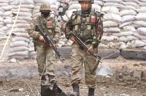 Türkiyədə 5 hərbçi xəsarət alıb - Qatar qəzası