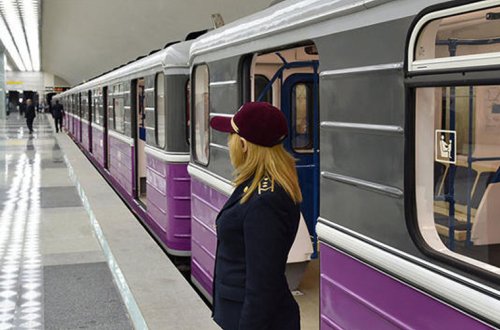 Bakının bu metro stansiyası bir il müddətinə bağlanır
