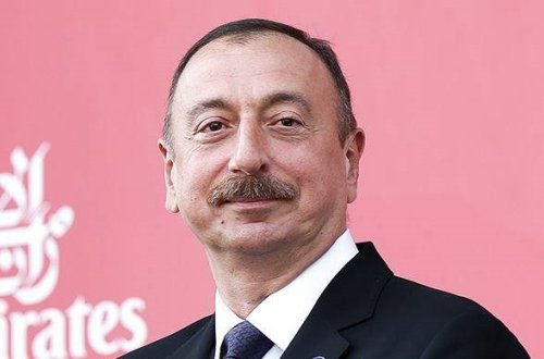 İlham Əliyev Ramil Quliyevi təbrik etdi: “Səninlə fəxr edirik”