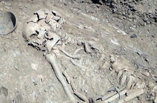 Azərbaycanda 2500 illik qəbir tapıldı - Fotolar