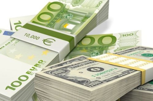 Avro ucuzlaşdı, dollar sabit qaldı