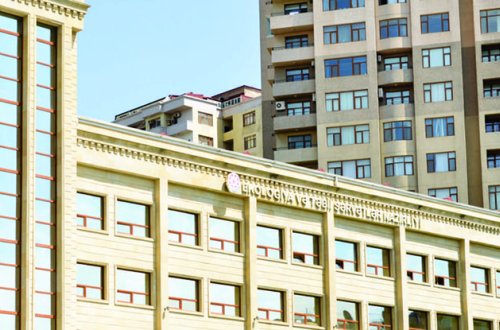 Bələdiyyə sədrinin müavini 2500 manat cərimələndi