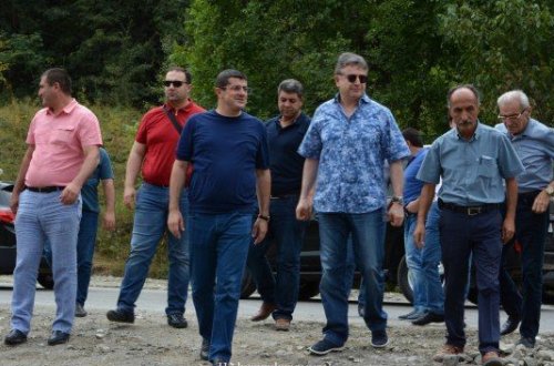 Ermənilər Kəlbəcərdə nəhəng zavod tikir – VİDEO + FOTO