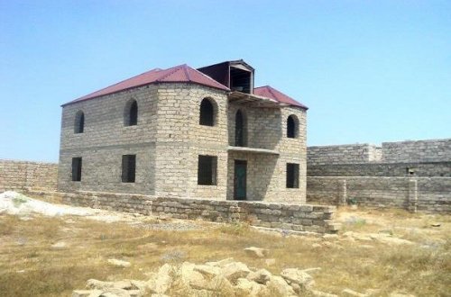 Ev tikərkən diqqətli olun! – Sürüşmə təhlükəsi var