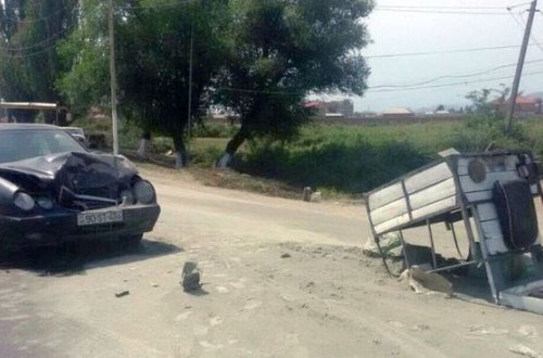 Lənkəranda minik avtomobili ilə motosiklet toqquşdu – FOTO