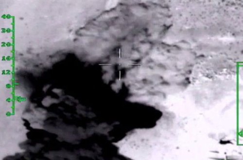 İŞİD hədəflərinə endirilən aviazərbələrin görüntüsü yayıldı – VİDEO