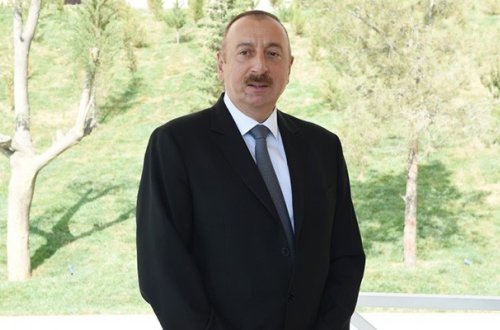 İlham Əliyev Gədəbəyə getdi