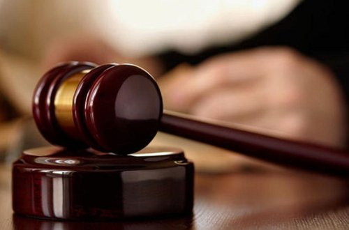 Sevgilisini öldürən gəncə hökm oxundu — 10 il 6 ay