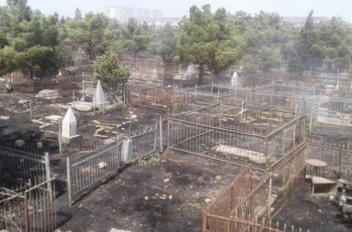 Sumqayıtda qəbirstanlıq yanır - FOTO
