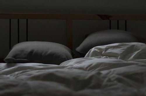 Yevlaxda dəhşətli qətl: “Ayıldım ki, bir kişi üstümə çıxıb, elə bildim ərimdi”