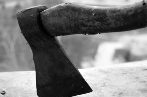 Ağsuda arvad ərini baltaladı