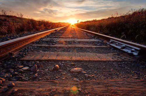 Bakıda yük qatarı sərxoş kişini vurub