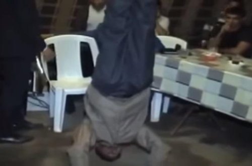 Azərbaycan toyunda qeyri-adi hadisə - başıüstə meyxana dedi+video